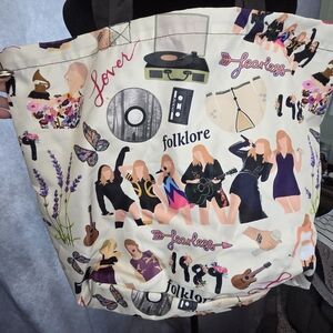 Folklore Themed Women's Tote Bag